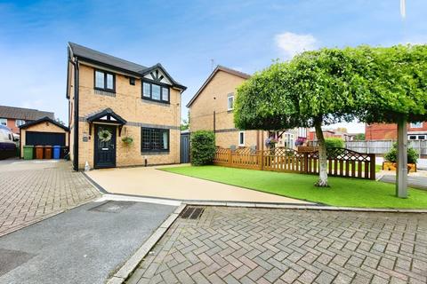 4 bedroom detached house for sale, Chantry Close, Reddish, Stockport, SK5