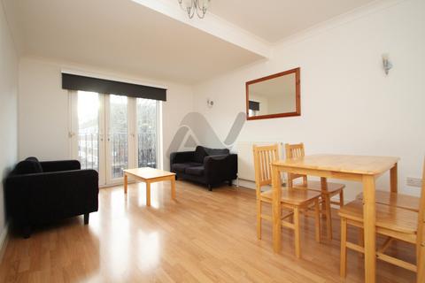 2 bedroom flat to rent, Sussex Way, London N19