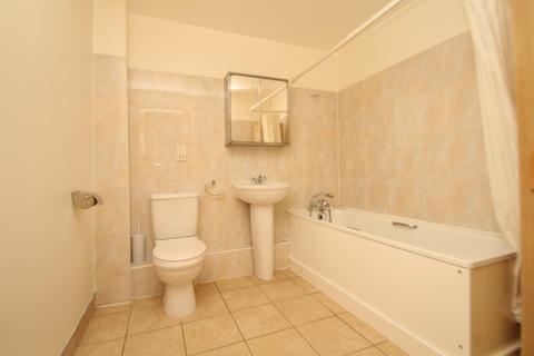 2 bedroom flat to rent, Sussex Way, London N19