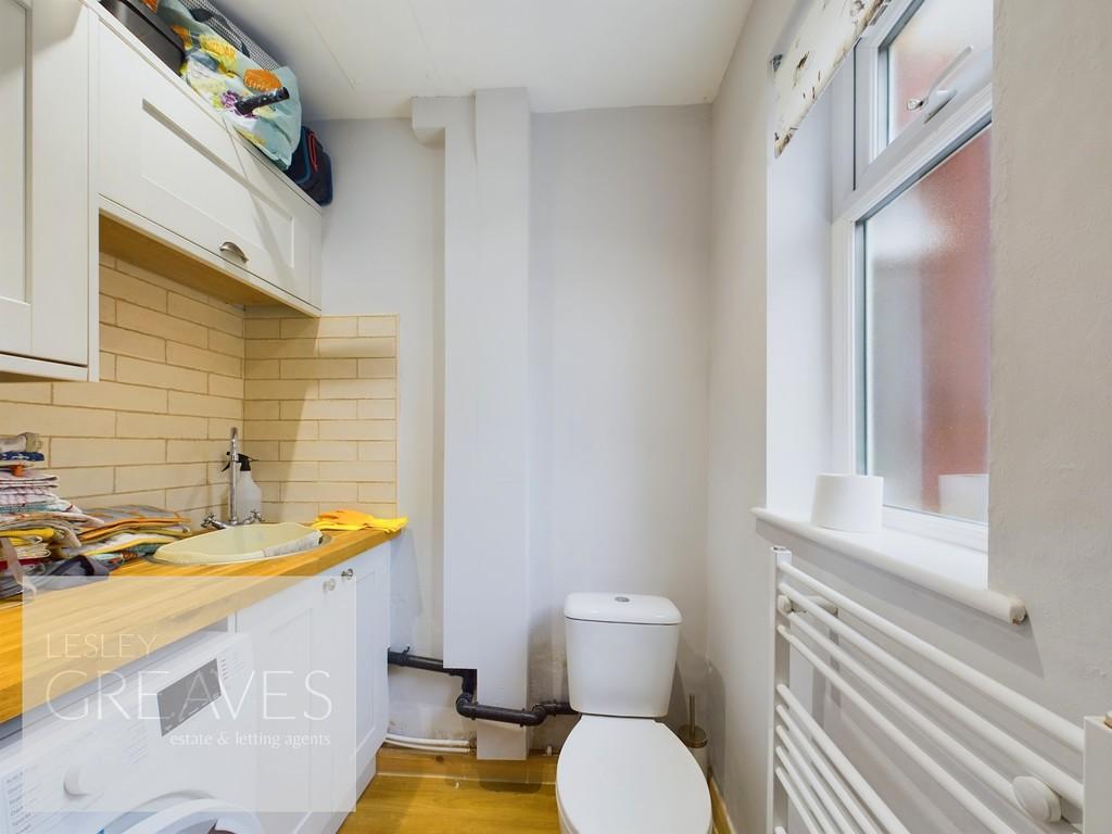 Utility Room WC