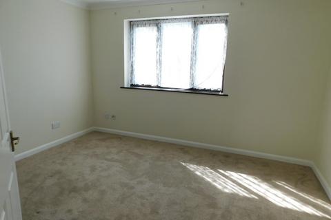 2 bedroom flat to rent, St. Pauls Close, Wisbech