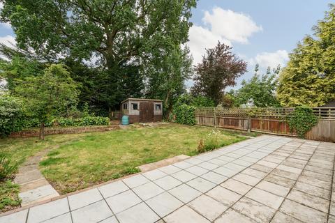 4 bedroom detached house for sale, Stoneleigh, Surrey KT19