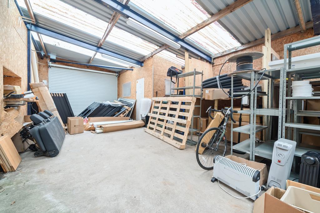 Over Beck Garage/Workshop