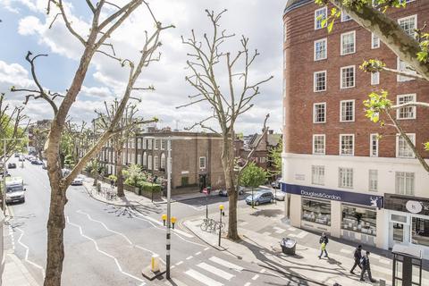 1 bedroom apartment to rent, Nell Gwynn House, Sloane Avenue SW3
