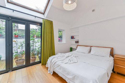 2 bedroom flat for sale, Warriner gardens, Battersea Park, London, SW11