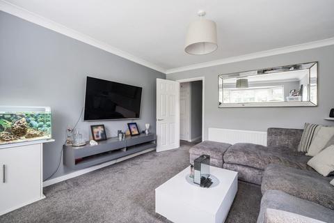 2 bedroom apartment for sale, Thicket Road, Sutton