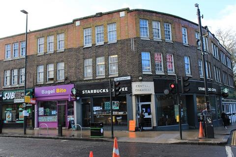 Office to rent, Central Chambers, The Broadway