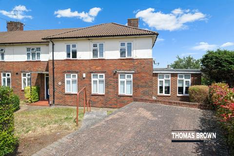 24 Batchwood Green, Orpington, BR5 2NE