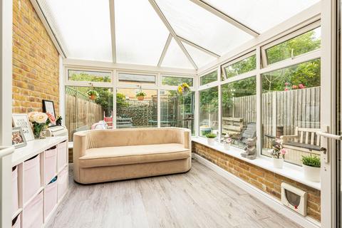 27 Coldstream Road, Caterham, CR3 5ZA
