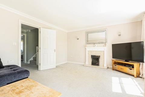 27 Coldstream Road, Caterham, CR3 5ZA