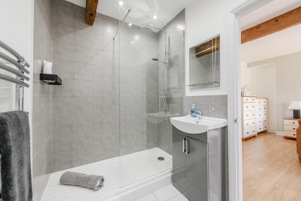 Bedrooom 4 Ensuite