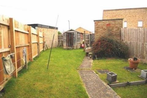 3 bedroom terraced house to rent, Crawford Close, Swindon SN5