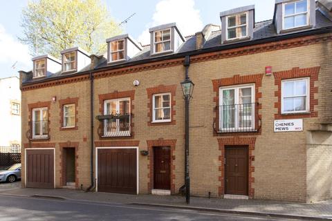 72 Chenies Mews, London, WC1E 6HU