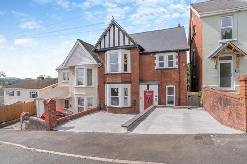 6 bedroom semi-detached house for sale, Kensington Place, Newport