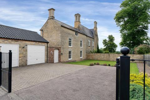 4 bedroom character property for sale, The Stunning Hall Farm Barn, Waltham on the Wolds, LE14 4AL