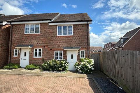 2 bedroom semi-detached house for sale, Shetland Close, Woking GU21