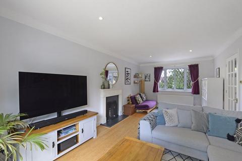 23 Bickmore Way, Tonbridge, TN9 1ND