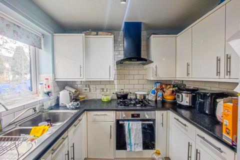 2 bedroom terraced house for sale, Birchdene Drive, Central Thamesmead