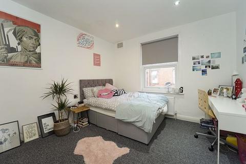 41 Harold Mount, Leeds, LS6 1PW