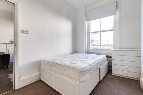 1 bedroom flat to rent,  Pembridge Villas, London W11
