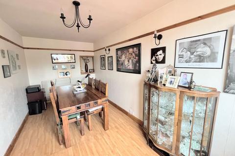3 Laurel Drive, Sutton Coldfield, B74 3TD