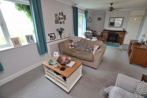 3 bedroom semi-detached house for sale, 11 New Road, Martin Dales