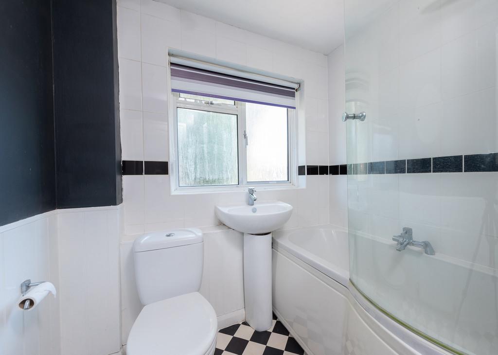 3 Allendale Close9