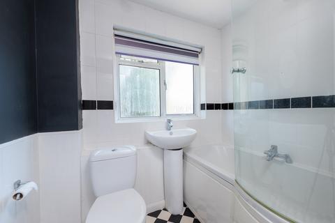 3 Allendale Close, Little Sandhurst, Sandhurst, GU47 8NJ