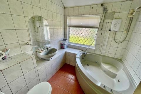 179 Dolphin Lane, Acocks Green, Birmingham, B27 7BT