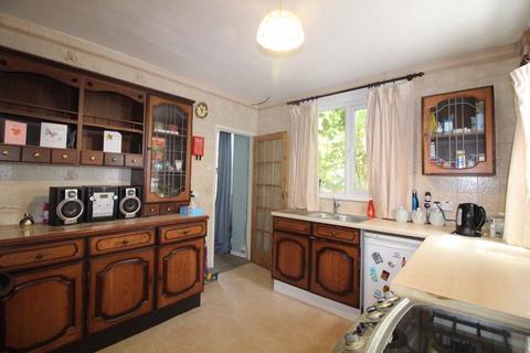 3 bedroom semi-detached house for sale, Harcourt Street, Luton