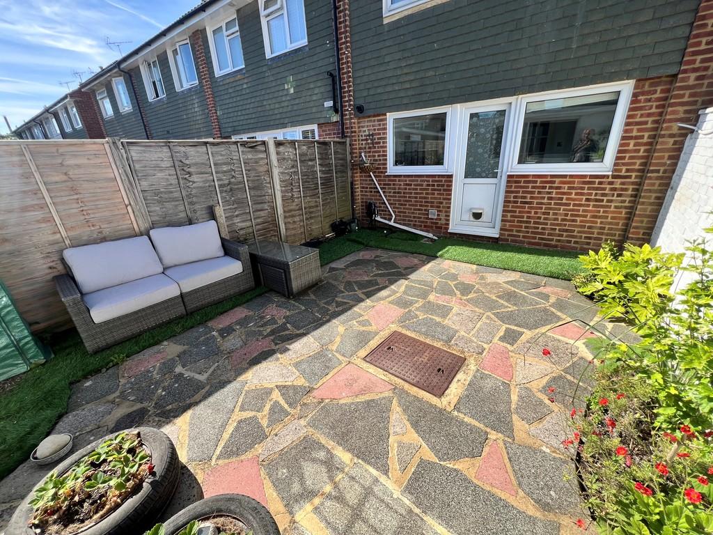 35 Fontwell Close Garden 1