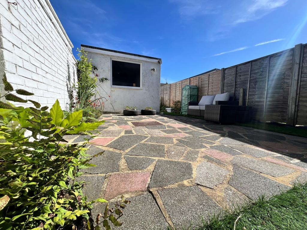 35 Fontwell Close Garden 2