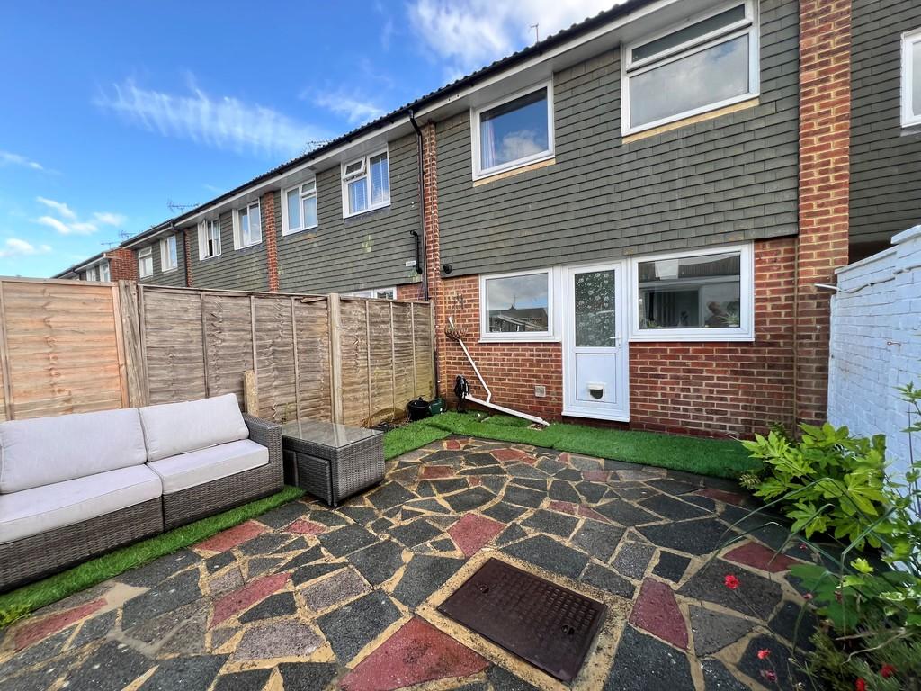 35 Fontwell Close Garden 3