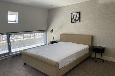 2 bedroom penthouse to rent, New York Road, Leeds LS2