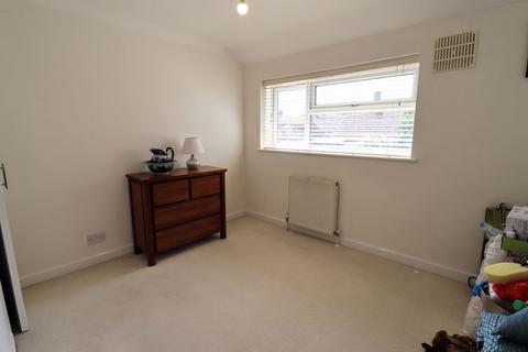 39 Chestnut Crescent, Bletchley, Milton Keynes, MK2 2JZ