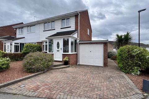 3 bedroom semi-detached house for sale, Barrington Drive, Washington NE38