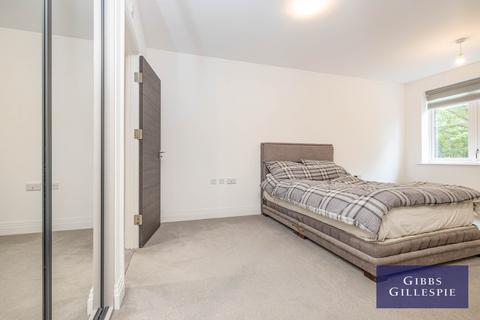 2 bedroom apartment to rent, Carew Road, Northwood, Middlesex, HA6 3NJ
