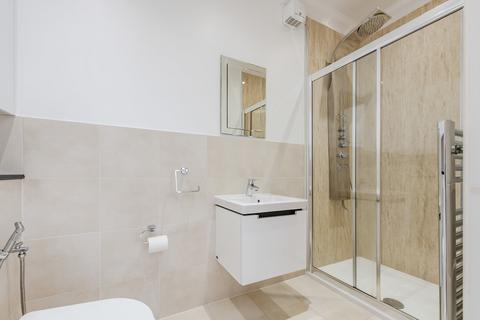 2c Peaks Hill, Purley, CR8 3JE