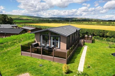 3 bedroom lodge for sale, 14 The Pines, Runswick