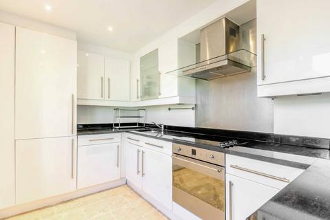 3 bedroom apartment to rent, Western Gateway London E16