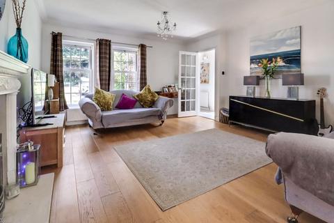 1 Shenstone Park, Sunninghill, Ascot, SL5 7RE