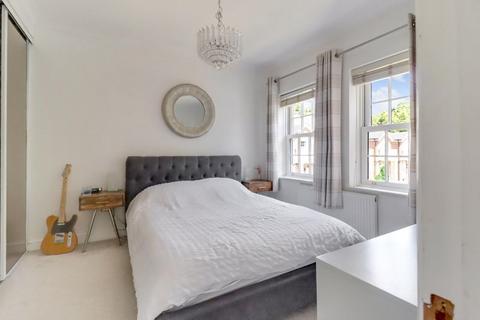 1 Shenstone Park, Sunninghill, Ascot, SL5 7RE
