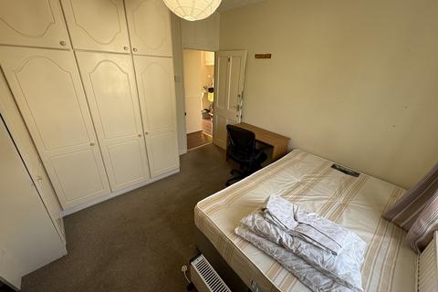 House share to rent, Old Bethnal Green Road, London E2