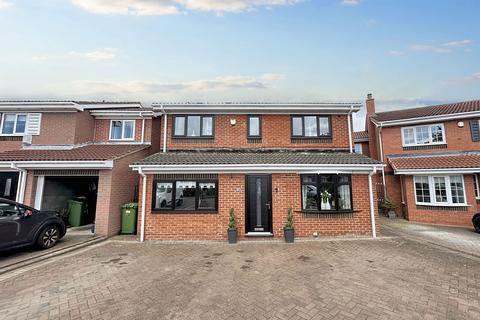 4 bedroom detached house for sale, Kirkwall Close, Sunderland, Tyne and Wear, SR5 3DL