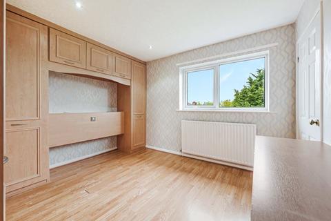 1 Boyd Close, Standish, Wigan, WN6 0DU