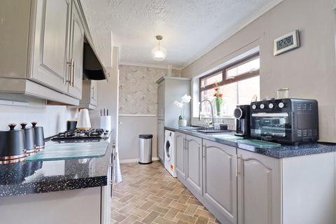 118 Old Lane, Little Hulton, Manchester, M38 9RY