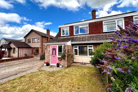 3 bedroom semi-detached house for sale, Arundells Way, Taunton TA3