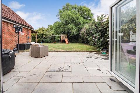 undefined, Park Road, Bedford MK44