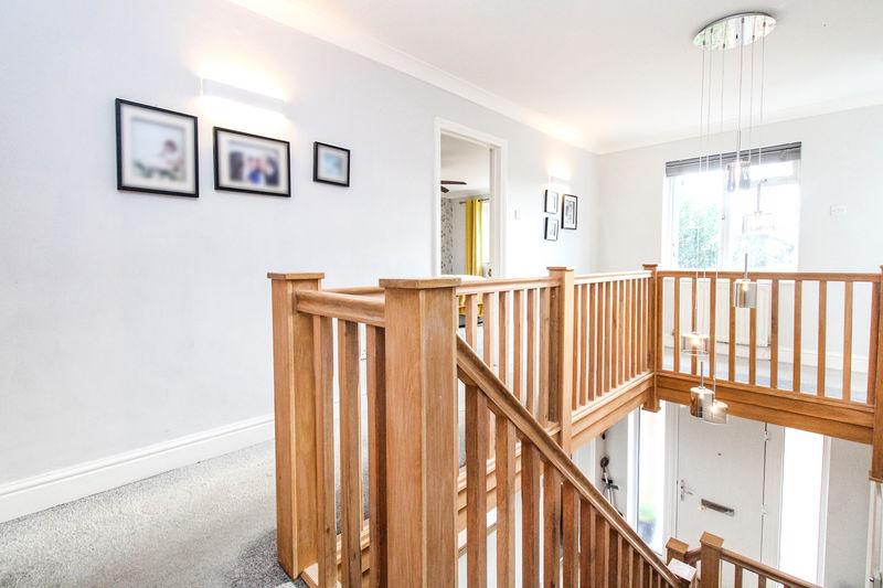 Galleried landing