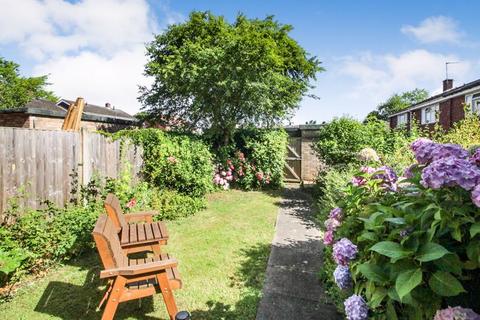 25 Avon Drive, Bedford, MK41 7AG